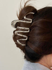 Mia Chunky Single Wave Weighted Metal Hair Claw
