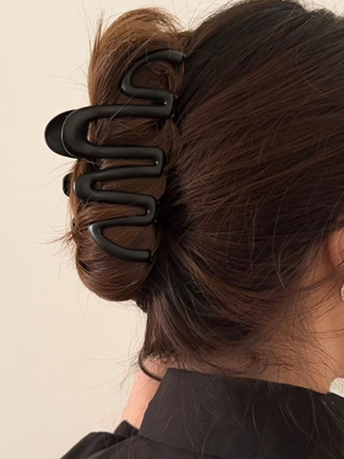 Mia Chunky Single Wave Weighted Metal Hair Claw