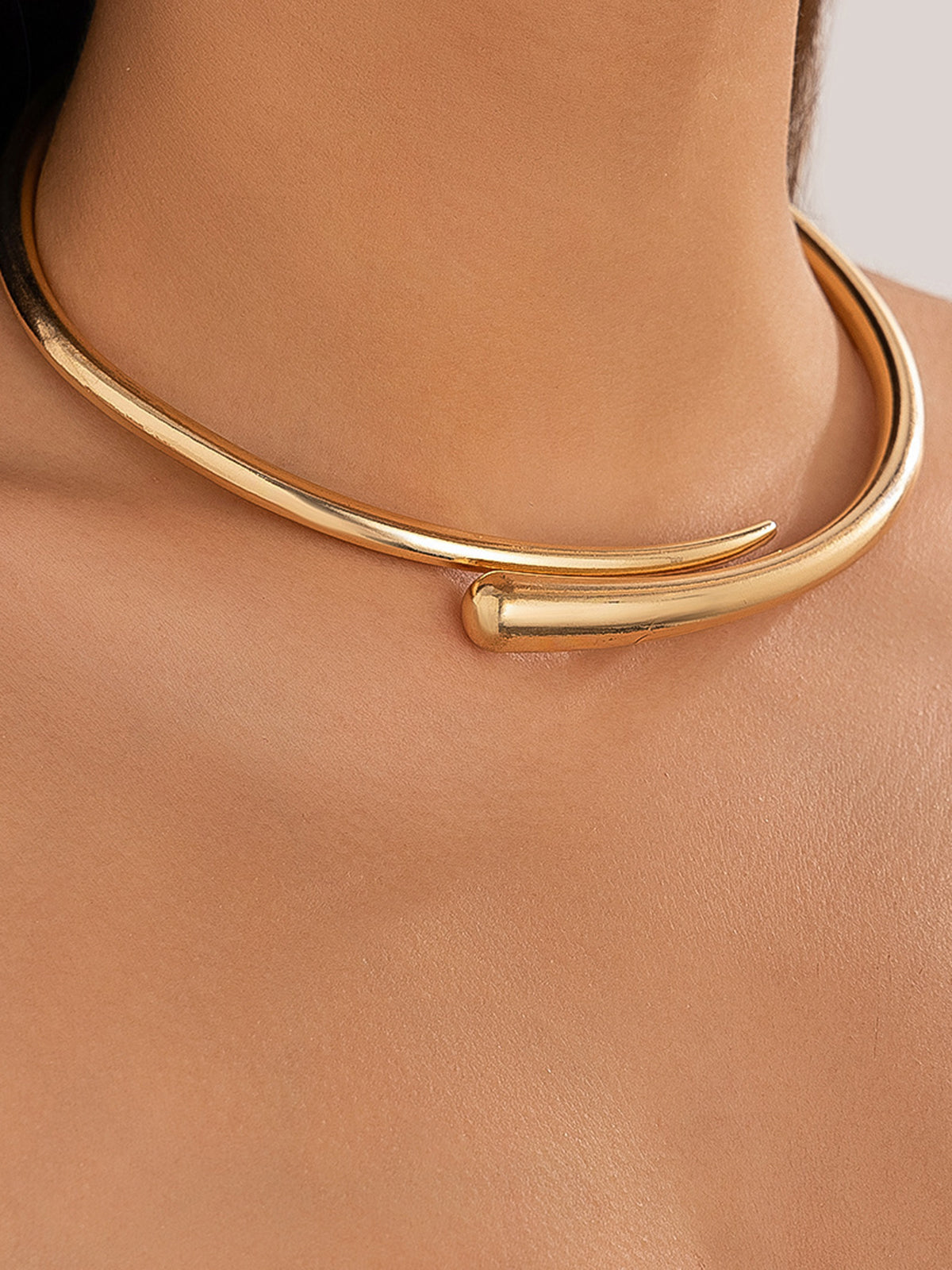 Amelia Polished Open Collar Rigid Torque Necklace - Gold