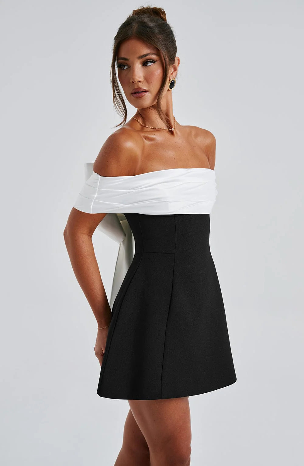 Sylvaine Contrast Bow Back Off Shoulder Structured Mini Dress