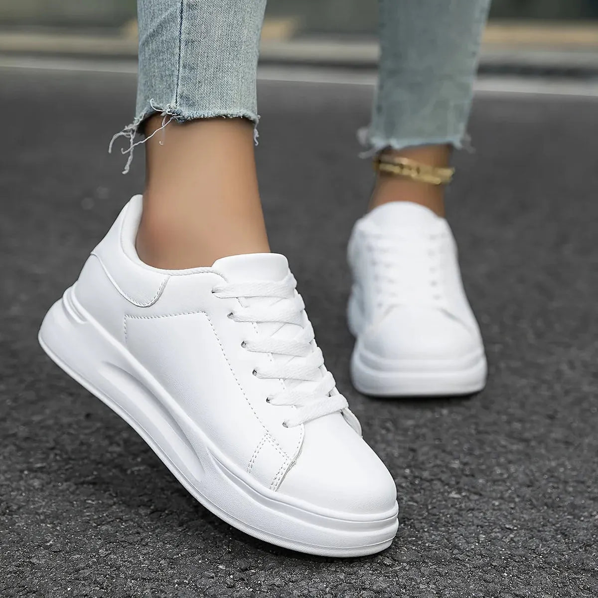 Jeanne Chunky Platform Sole Lace Up Clean Court Trainers
